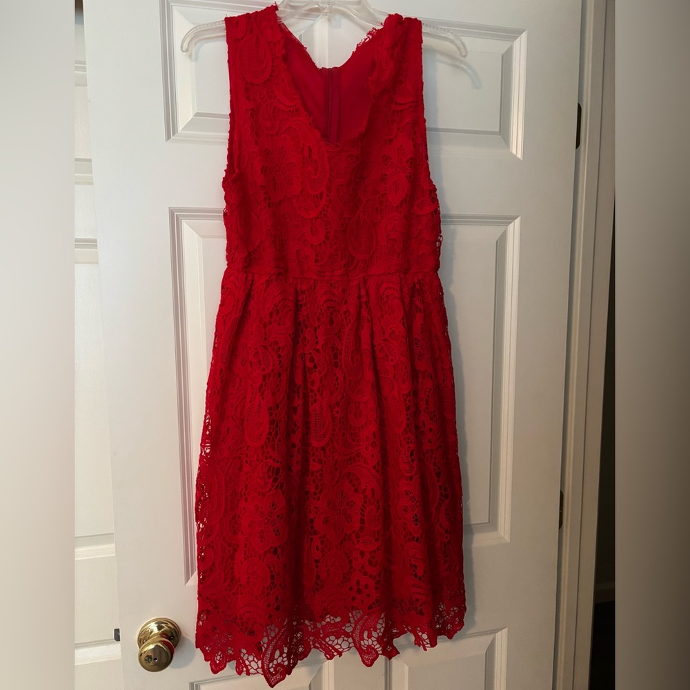 Lace red dress